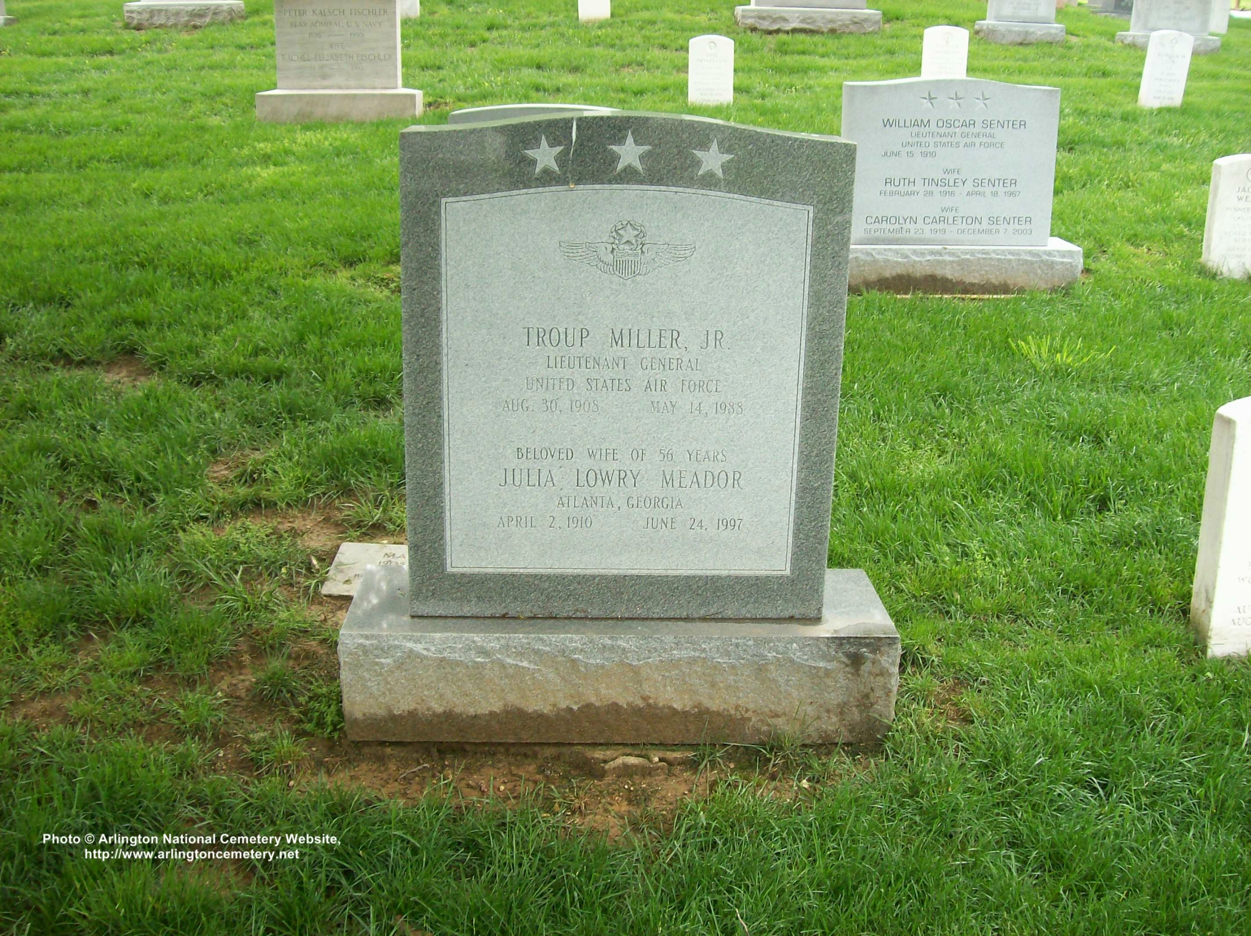 troup-miller-jr-gravesite-photo-may-2008-001