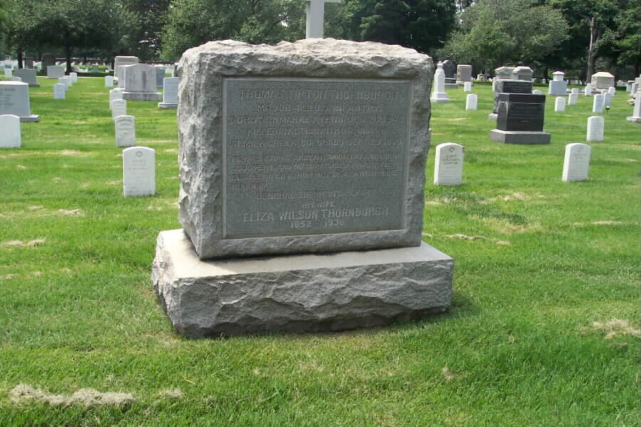 ttthornburgh-gravesite-02-062803