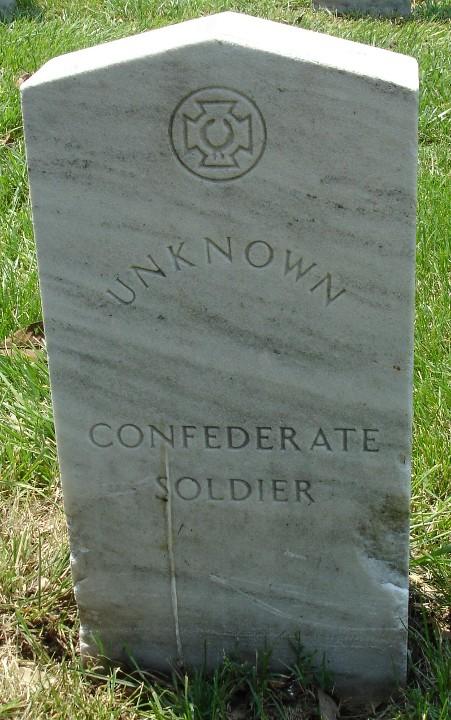 unknown-gravesite-27-front-july-2006-001