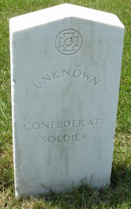 unknown-gravesite-photo-106-front-july-2006-001