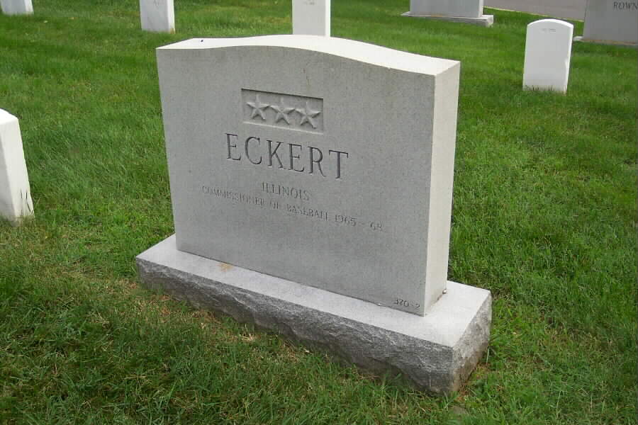 wdeckert-gravesite-02-section30-062803