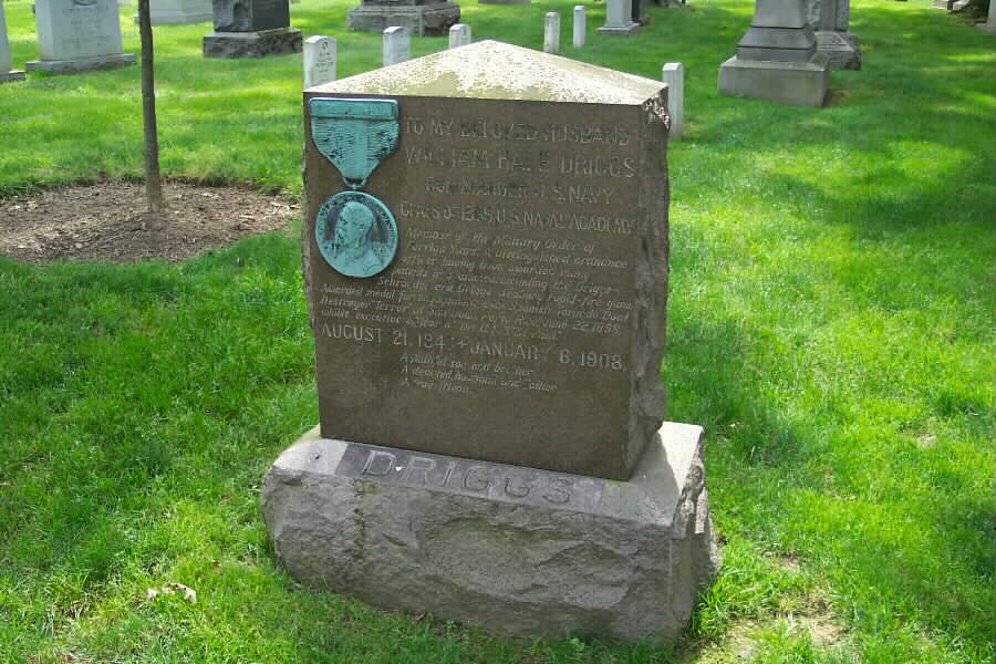 whdriggs-gravesite-section1-062803