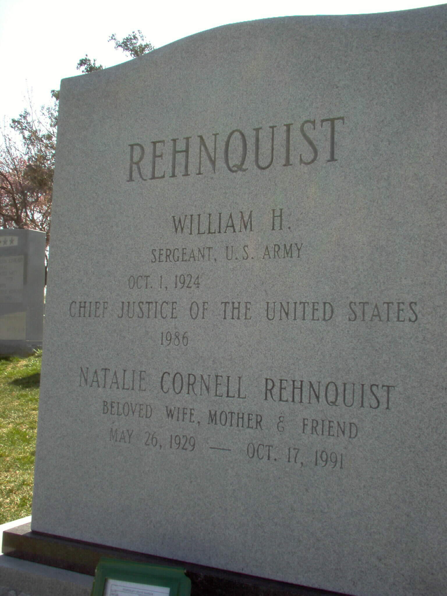 william-rehnquist-gravesite-photo-april-2006-004