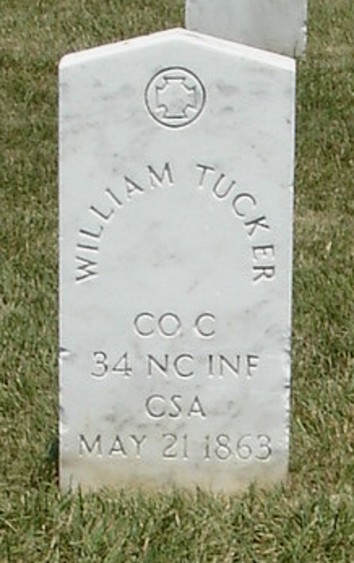 william-tucker-gravesite-photo-june-2006-001