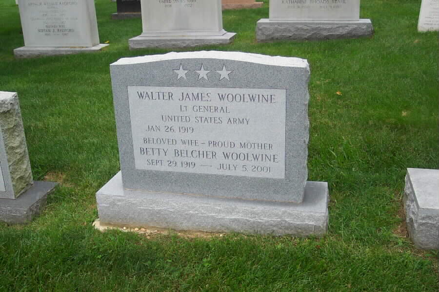 wjwoolwine-gravesite-section30-062803