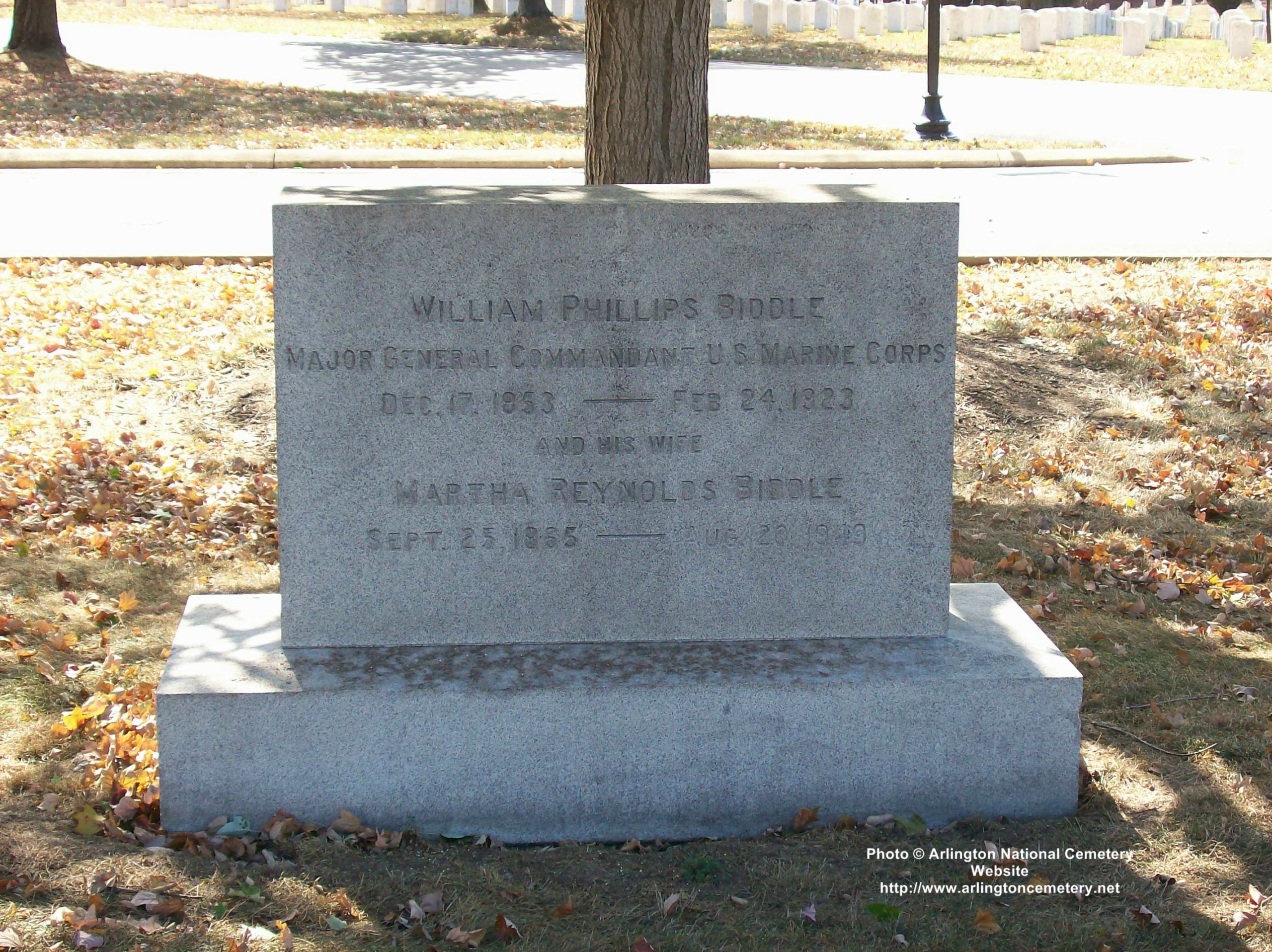 wpbiddle-gravesite-photo-october-2007-001