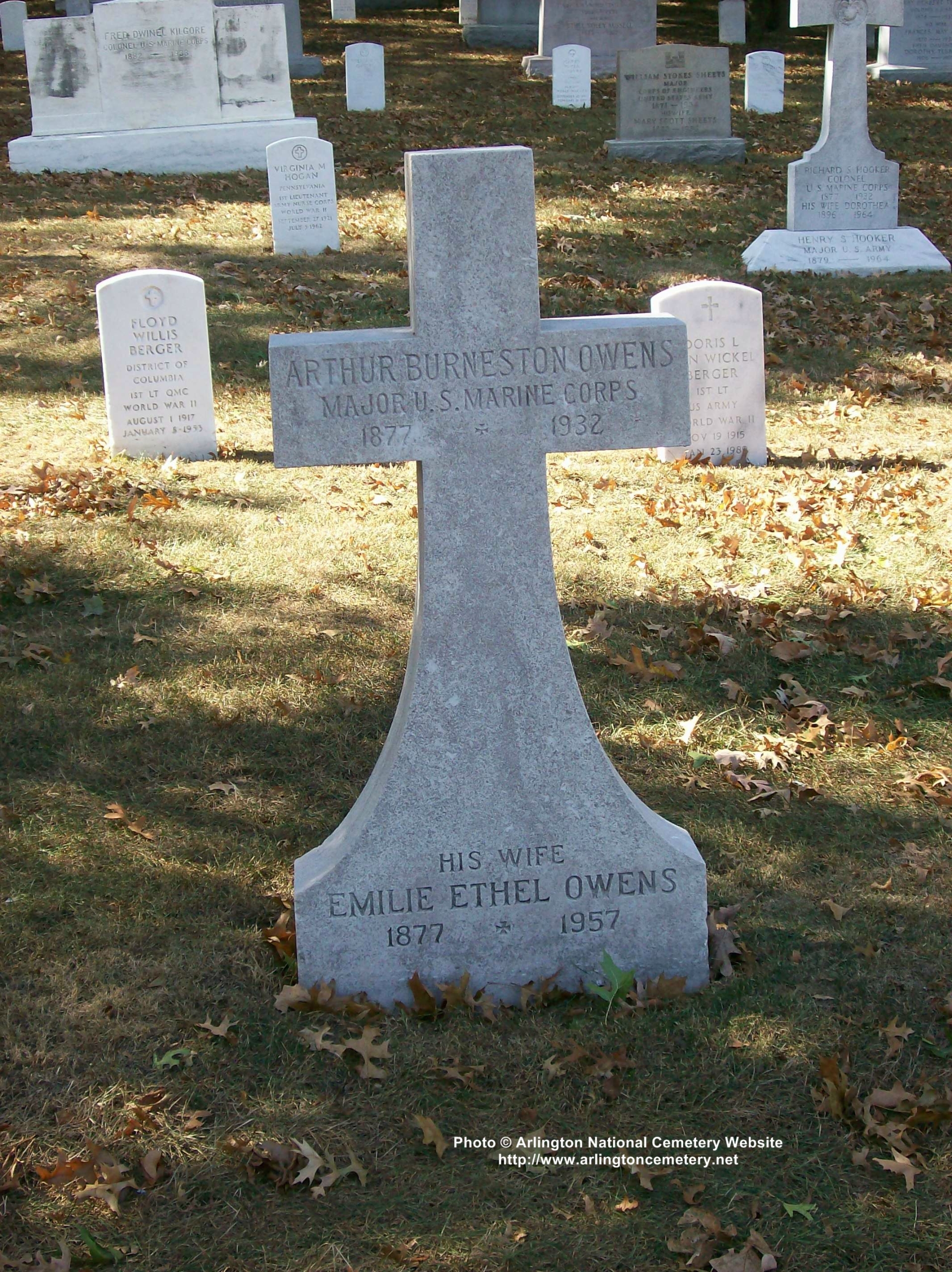 abowens-gravesite-photo-october-2007-001