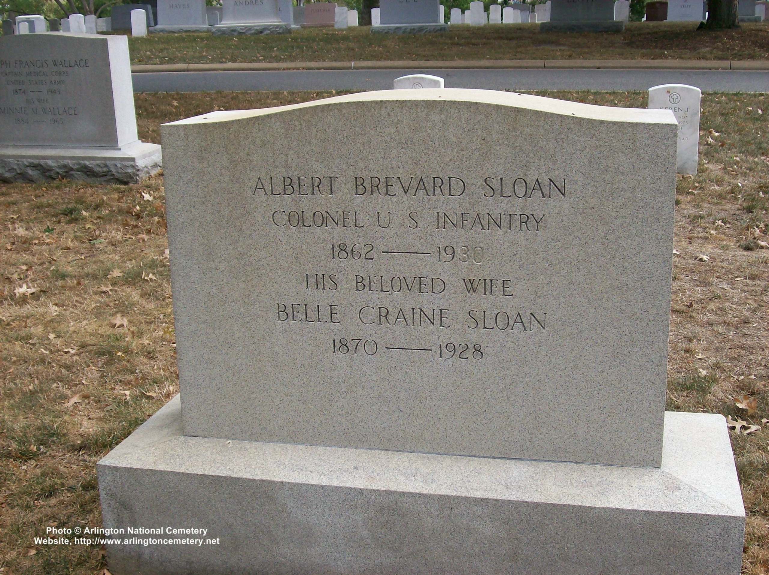 absloan-gravesite-photo-october-2007-001