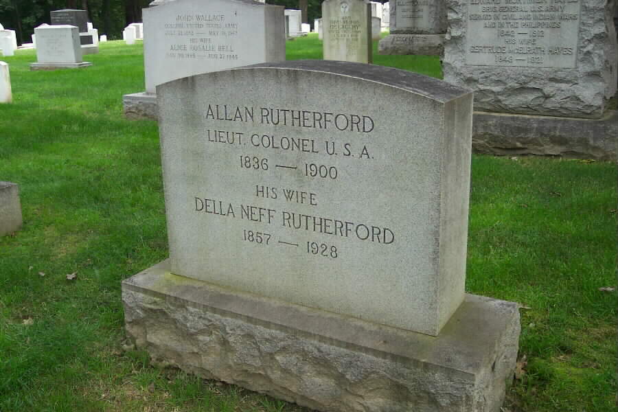 allan-rutherford-gravesite-section1-062803
