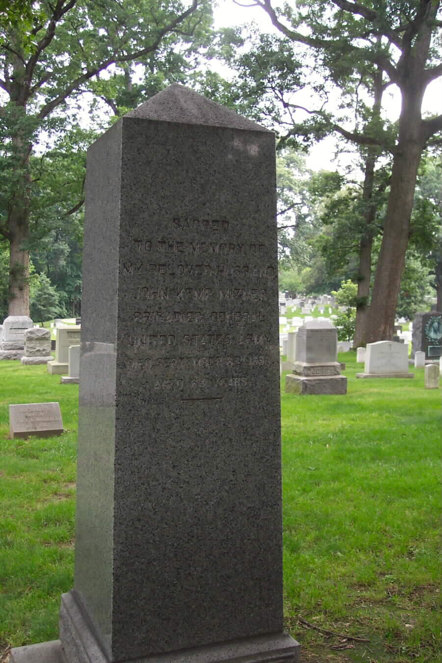 jkmizner-gravesite-section1-062803